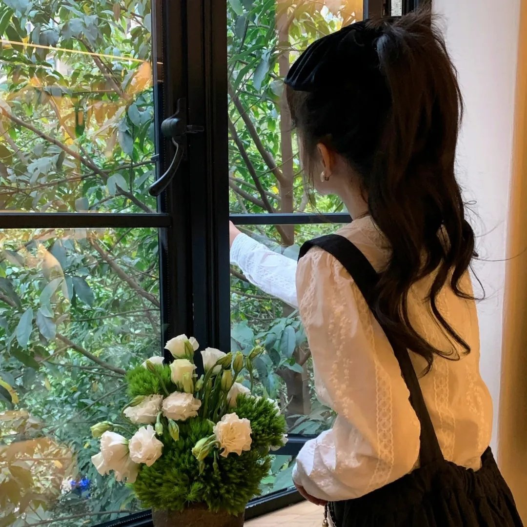 红色谜团